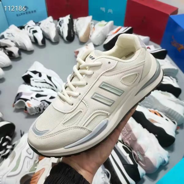 Sport Shoes Running Sneakers Superior Quality Comfortable Running Sneakers For Women stock - Image 4